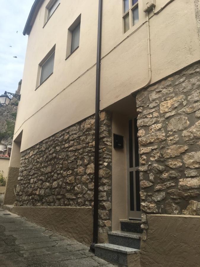 La Pertusa 1r Piso Apartment *